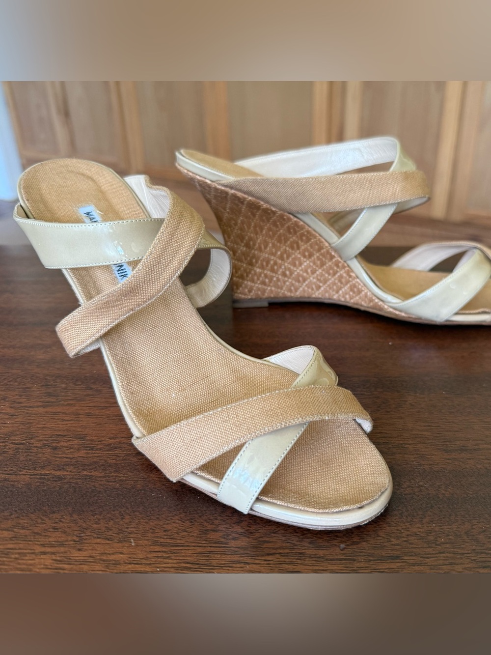 Manolo Blahnik Raffia Wedge Slide Sandals EU 42 US 11 Patent Leather & Canvas